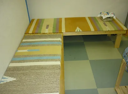 ​ベッドやソファーをご利用ください